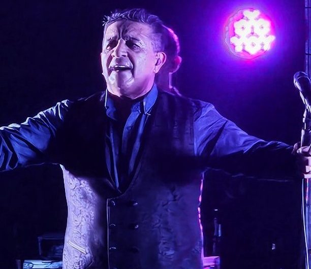 Mario Luis se presentó en nuestra ciudad en la uni Barrial