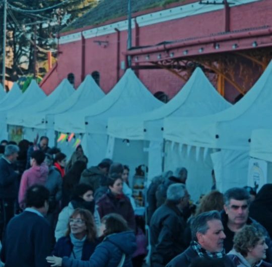 Con una jornada éxitosa se realizo este domingo la primera edición de la Fiesta de la Miel!