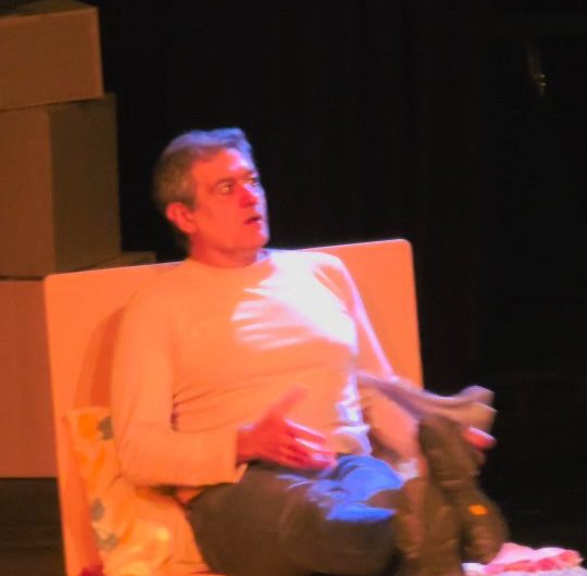 ¡Gran estreno con sala llena!EL MONTAPLATOS