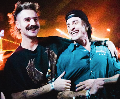 ᴄʜᴀᴘᴀ y ᴄᴀsᴛᴇʟᴏ En Glow