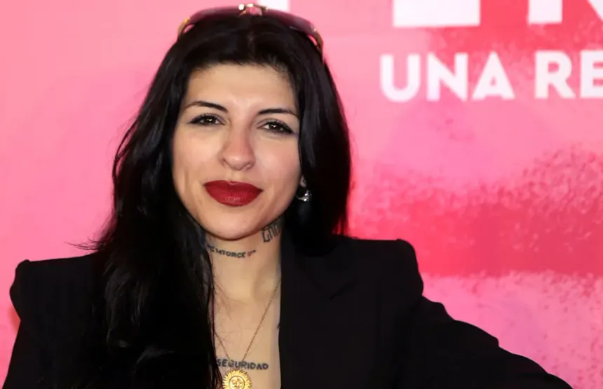 Cazzu rompe el silencio y envía mensaje a Rosalía